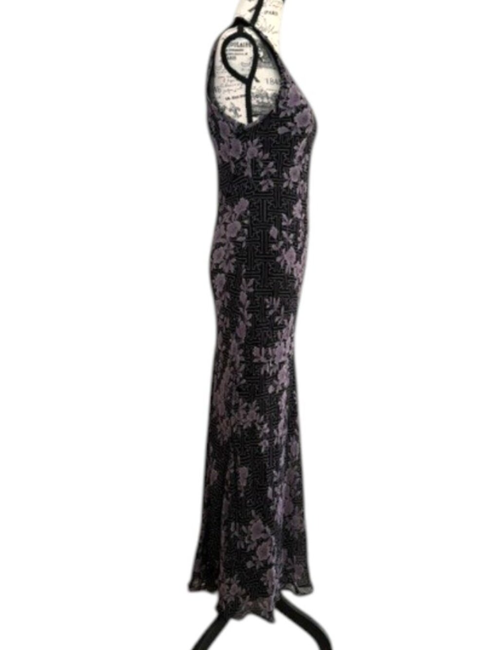 Majick Vintage Maxi Dress with Lavender Floral - Picture 2 of 8